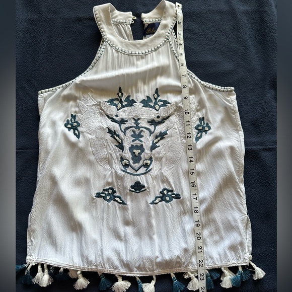 S - Blue Rain Embroidered Tank - Picture 5 of 7